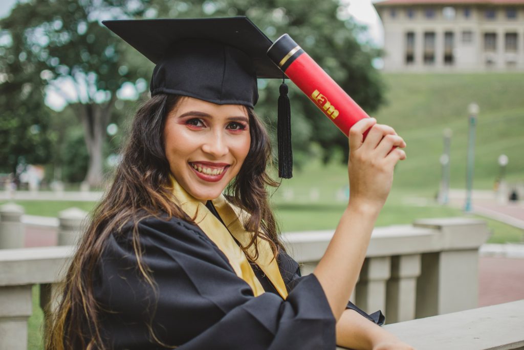 Canadian universities offering poastgraduate diploma