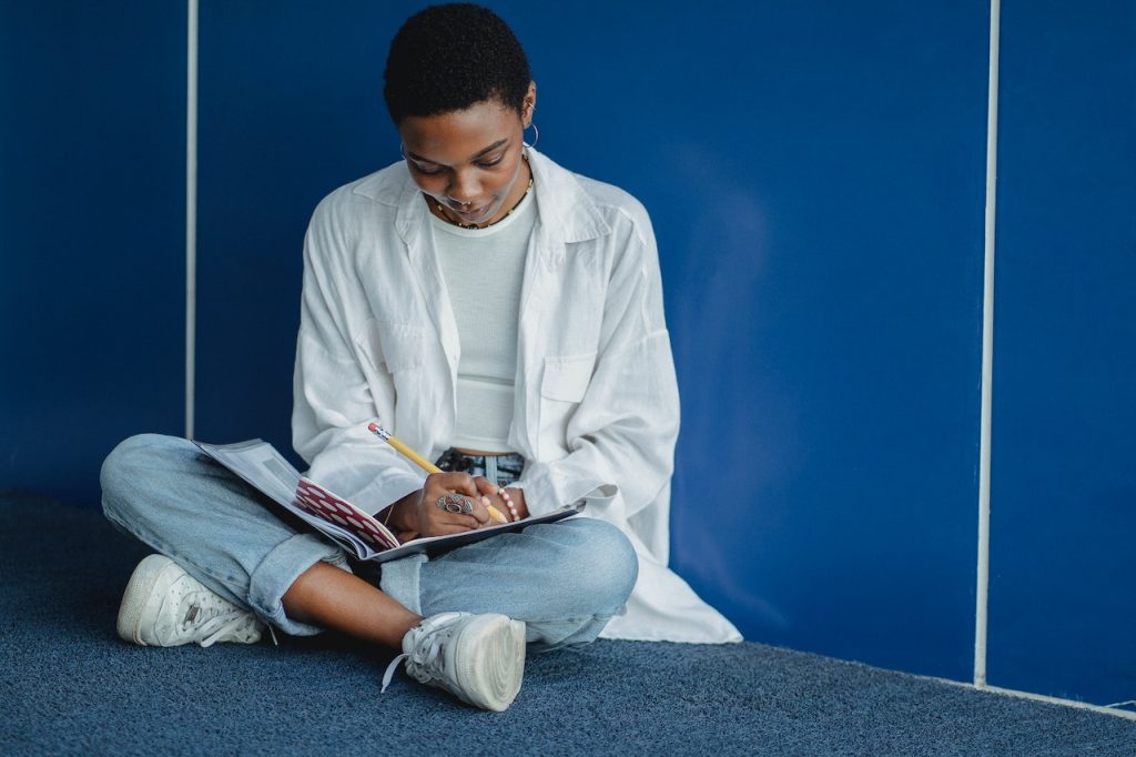 Advanced Placement (AP) and International Baccalaureate (IB) courses